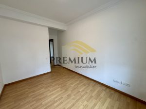 A LOUER JOLI APPARTEMENT REZ DE JARDIN