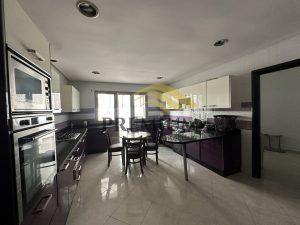 A LOUER MAGNIFIQUE APPARTEMENT MEUBLE